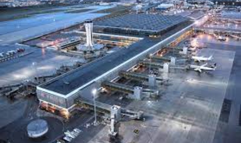 Malaga Airport has witnessed a surge in passenger traffic and has ascended to the third position among the busiest airports in Spain.