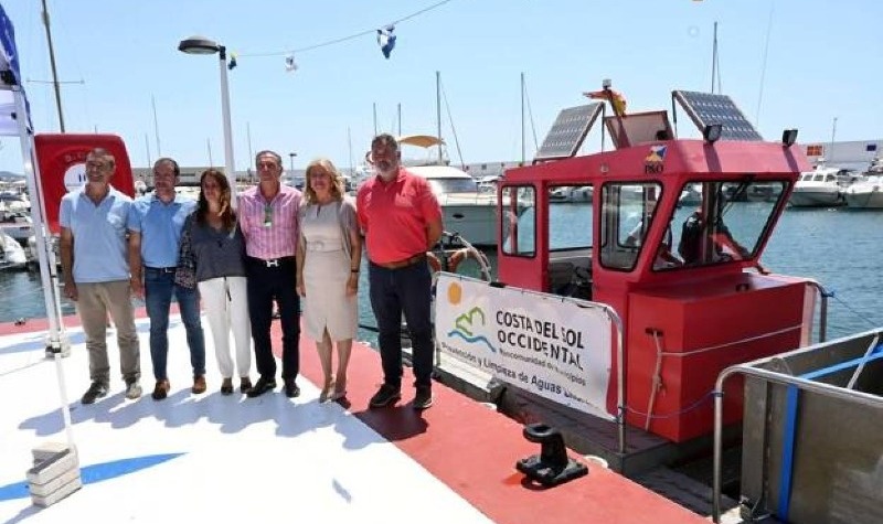 'Costa del Sol's Not-so-Fantastic Plastic Tidal Wave!'
